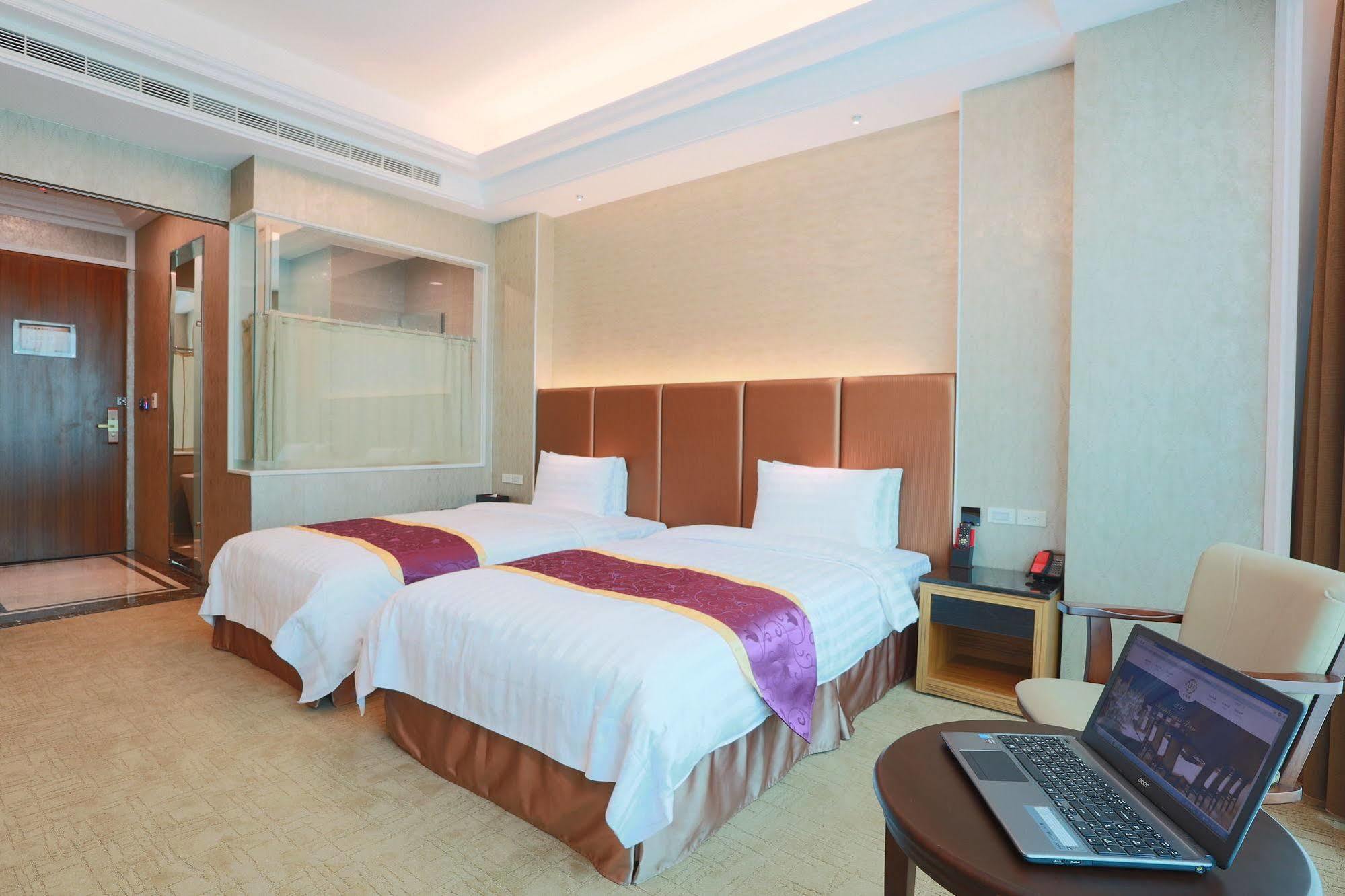 Happiness Inn Hotel Hsinchuang Exterior foto