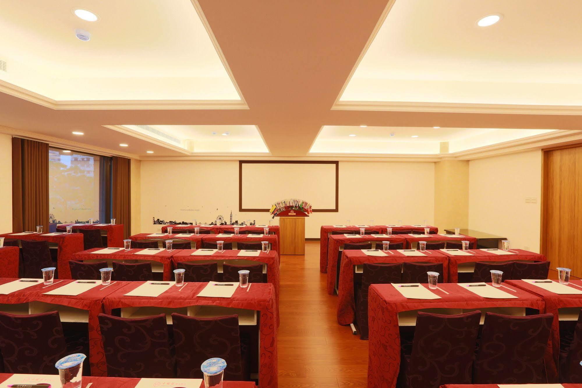 Happiness Inn Hotel Hsinchuang Exterior foto